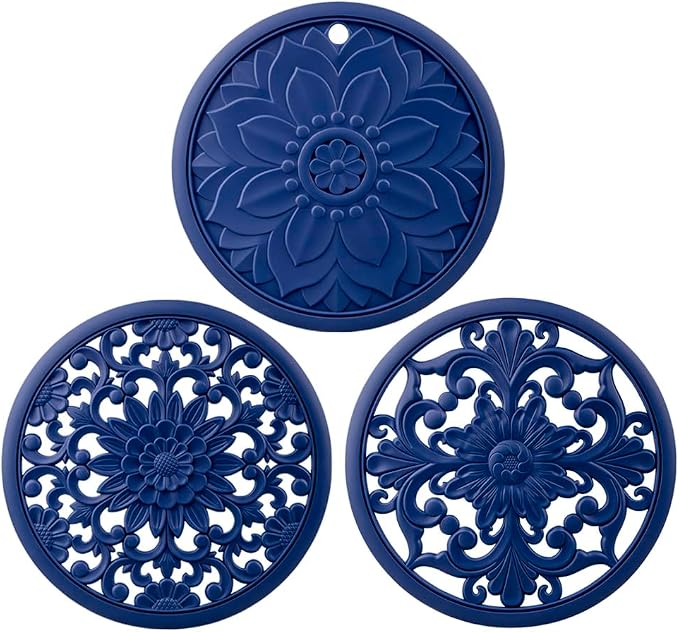 Silicone Trivets Mats for Hot Pots & Pans & Dishes, Versatile Hot Pads for Kitchen, Multipurpose Heat Resistant Mat for Kitchen Counter, Durable & Flexible Round Silicone Pot Holder Set 3 Blue