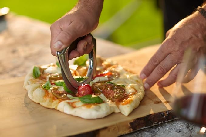 Rösle Stainless Steel Ergonomic Pizza Wheel