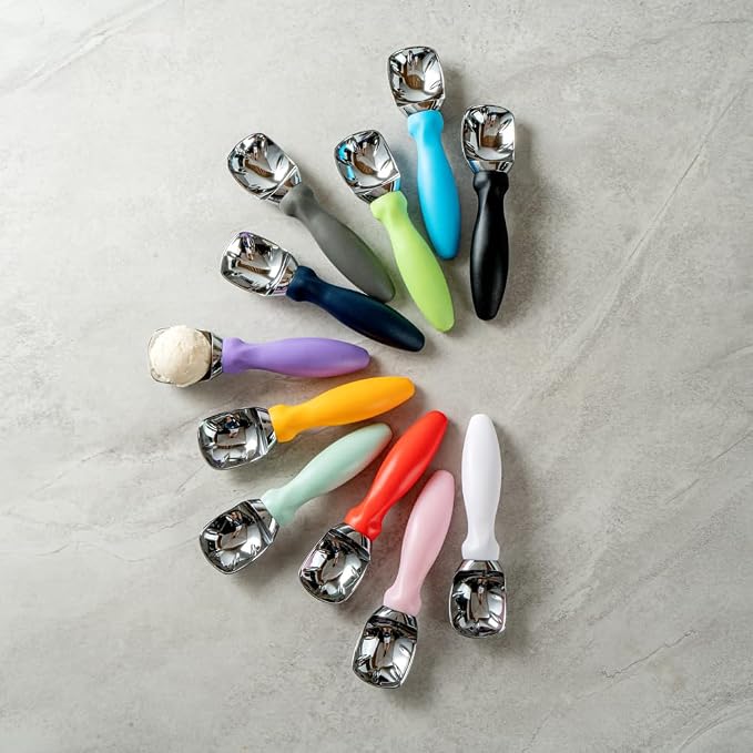 Restaurantware Comfy Grip 7.9 x 2 Inch Kitchen Ice Cream Scoop 1 Heavy-Duty Ice Cream Disher - Ergonomic PP Handle Dishwashable Purple Metal Ice Cream Spade With Lid Opener Notch Multi-Use