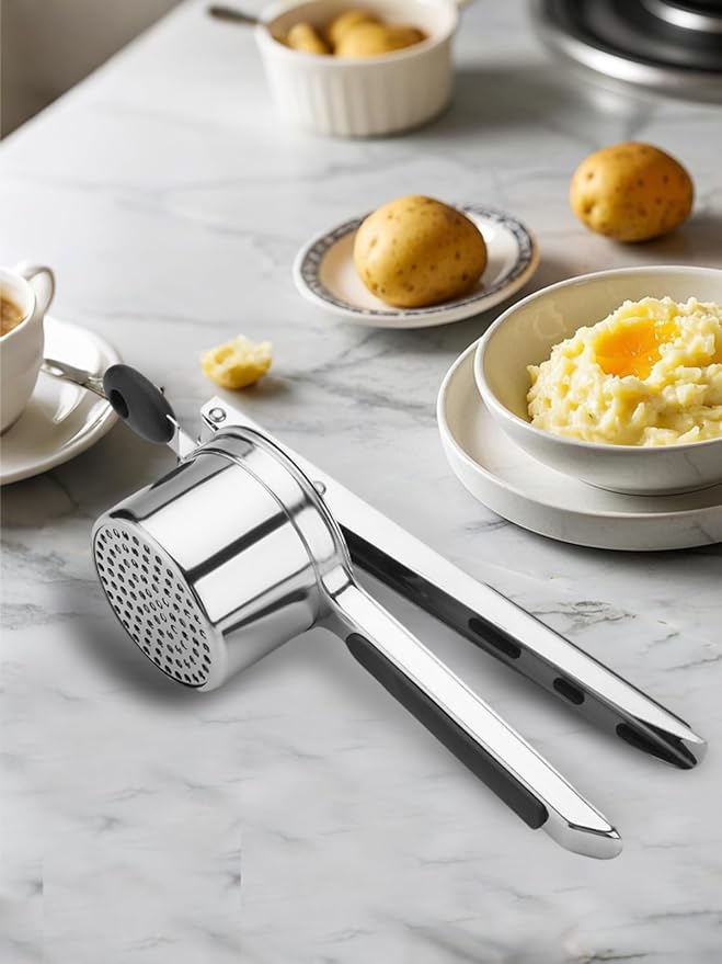 Potato Ricer, Heavy Duty Stainless Steel Potato Masher and Ricer for Mashed Potatoes, Kitchen Gadget for Mashed Potatoes with 3 Interchangeable Discs