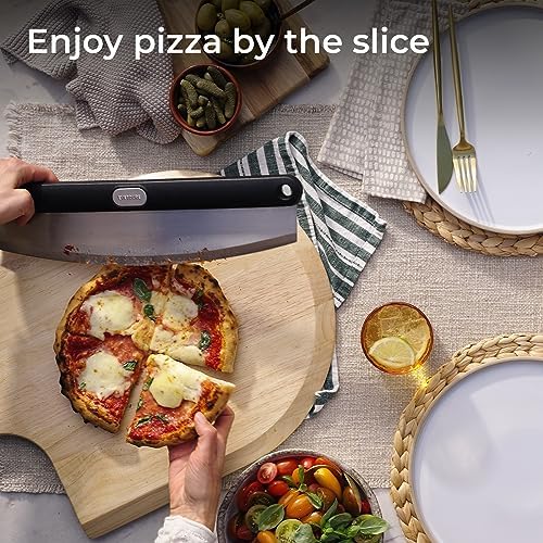 Everdure Pizza Rocker - Powerful One-Cut Stainless Steel Blade, Durable and Comfortable Grip, Dishwasher Safe – Ideal Pizza Cutter for Pizza Lovers, Chefs, Cooks, Bakers
