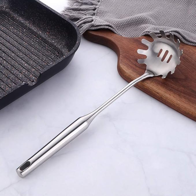 Stainless Steel Pasta Spoon Server,Kitchen Pasta Server, Ergonomic Handle & Heat Resistant Design - Kitchen Spaghetti Server Fork For Noodles, Pasta, More (silver)