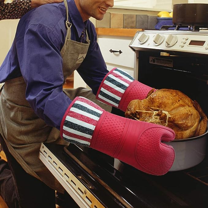 Heat Resistant 550 Degree Oven mitt, Silicone Oven Hot Mitts - 1 Pair, Extra Long Professional Baking Oven Gloves - Food Safe,Pot Holders Cooking,Grilling,Kitchen (red Mittens)