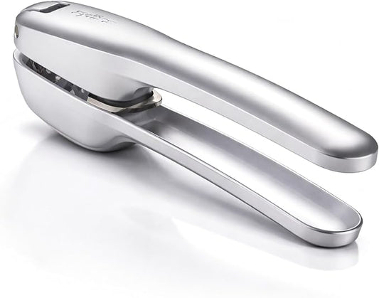 Zyliss Susi 4 Garlic Press - Garlic Crusher for Efficient Mincing - Odor-Free Hands - Large Chamber Made of Durable Stainless Steel - Mess-Free Kitchen Gadget - PFAS-Free Non-Stick Coating - Silver