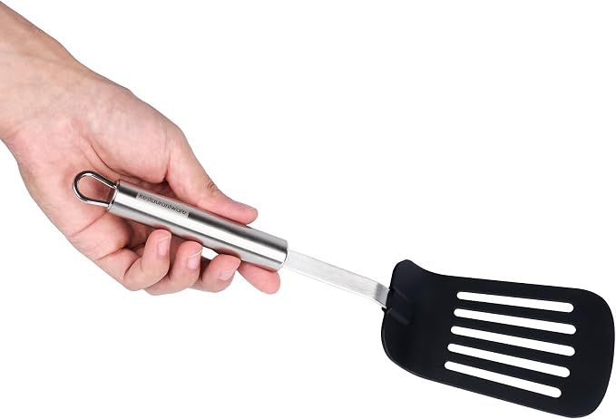 Restaurantware Nylon Slotted Turner - German Standard Large Kitchen Spatula with Stainless Steel Handle, Non-Stick Safe, Dishwasher Safe - Heat-Resistant Slotted Spatula for Eggs, Fish, All Purpose