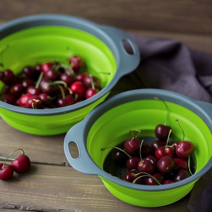 2 Collapsible Colander Mixing Bowl Strainer and Colander Set Silicone Colander Bowls Use for Draining Fruits Vegetables and Pastas by Bellagione (Green)