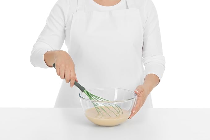 Lekue Silicone Balloon Whisk, Green