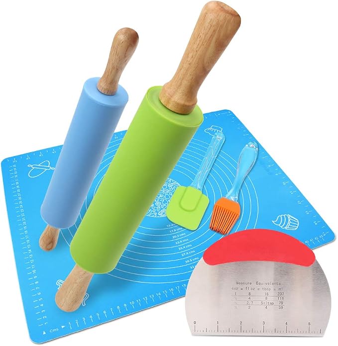1Set Rolling Pin Pastry Mat Set Non-Stick 6 in 1 Dough Roller Baking Kit with Pastry Cutter Reusable Kneading Mat Scraper Basting Brush