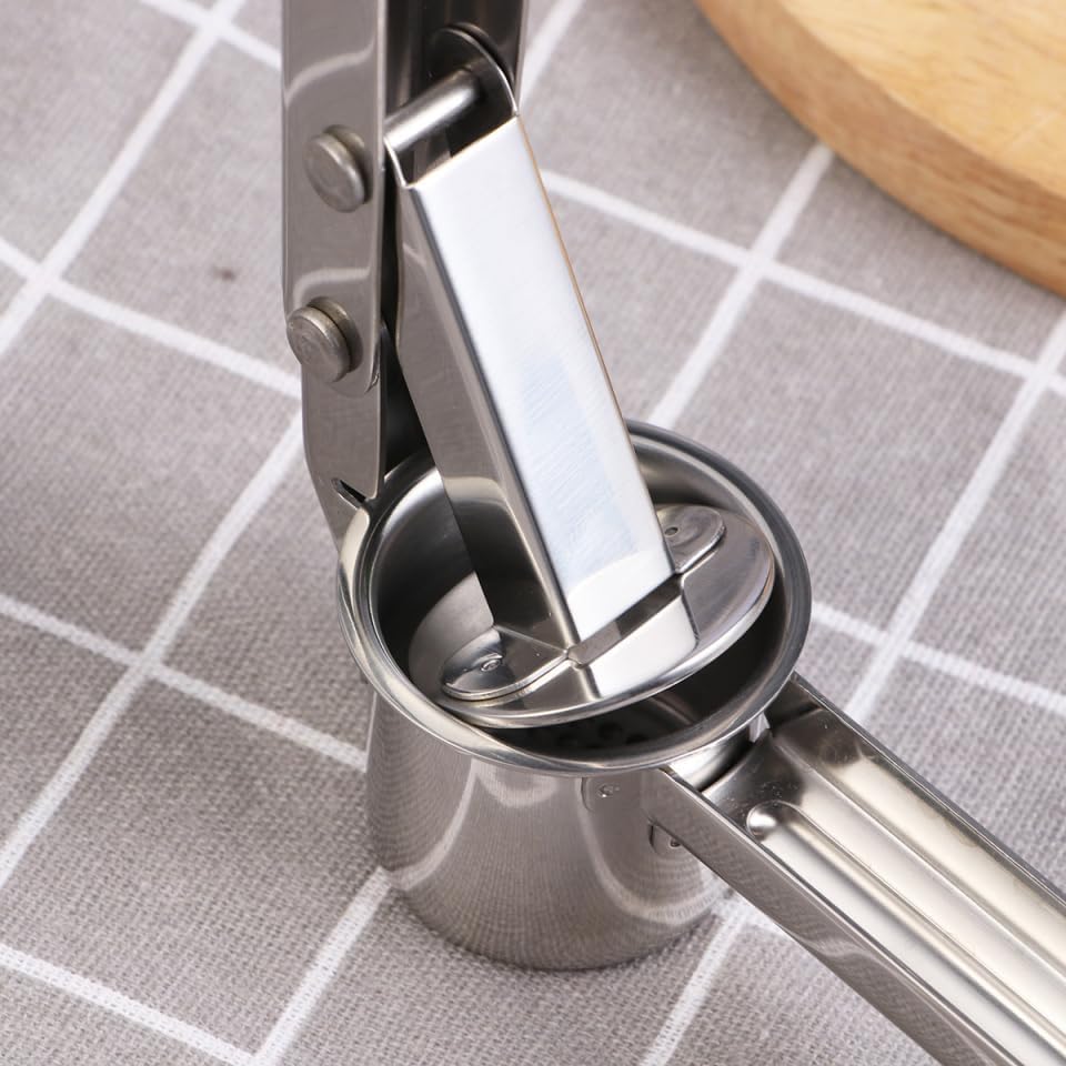 304 Ginger Crusher Garlic Ricer Garlic Mincer Squeeze Tool Press