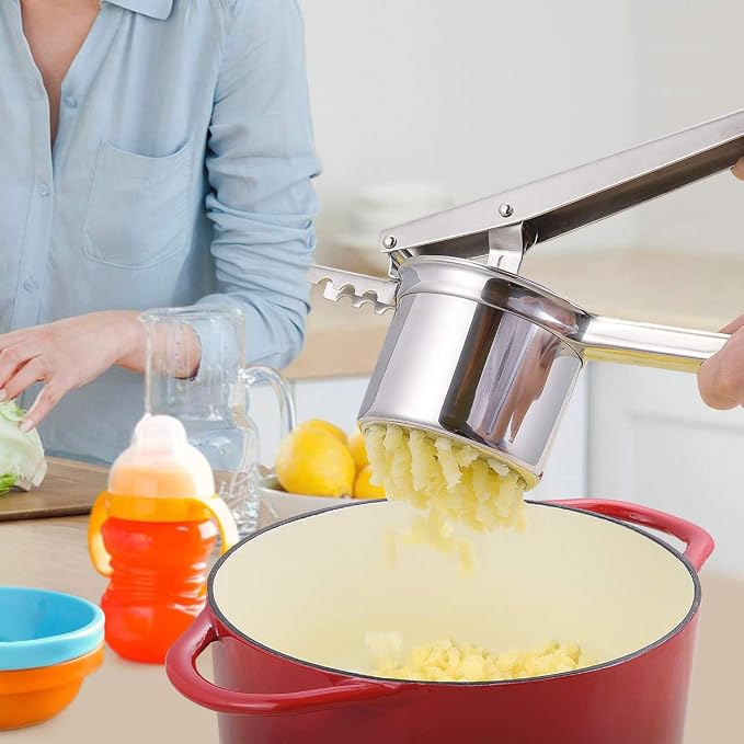 Potato Ricer 15oz, Heavy Duty Stainless Steel Potato Masher and Ricer for Mashed Potatoes,with 3 Interchangeable Discs, Potato Press Kitchen Tool for Mashed