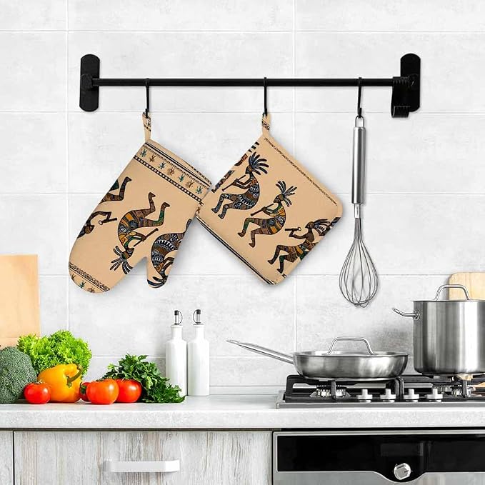 Mxocom Kokopelli Oven Mitt and Pot Holder with Silicone Stylized Mythical Characters Playing Flutes Heat Resistant Kitchen for Cooking BBQ Baking Grilling Spring/Summer