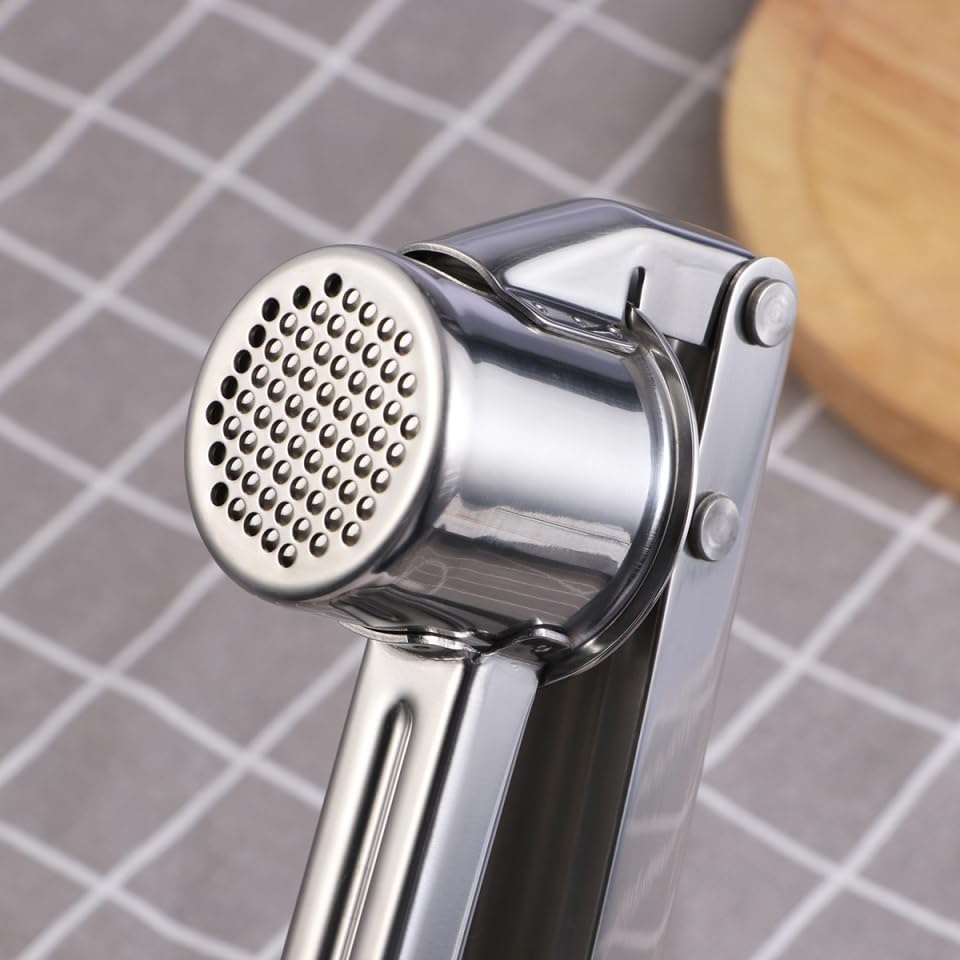 304 Ginger Crusher Garlic Ricer Garlic Mincer Squeeze Tool Press