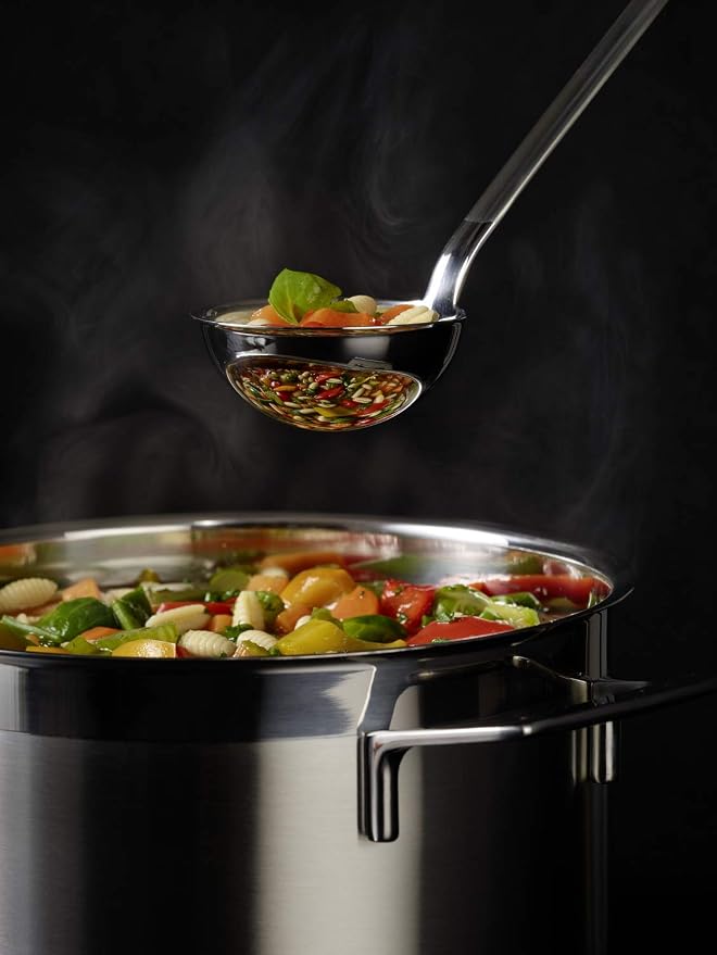 Rösle Stainless Steel Serving Ladle, Flat Handle, 2.7-Ounce