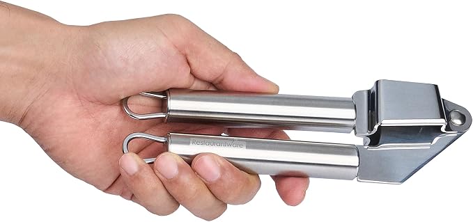 Restaurantware Stainless Steel Garlic Press - German Standard Garlic Mincer Tool Easy to Squeeze and Clean, Dishwasher Safe - Heavy Duty Garlic Chopper Tool for Ginger, Seeds