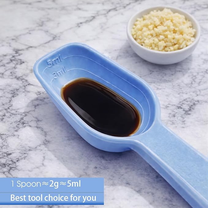 Silicone Garlic Peeler Tube Roller with Brush, 2-in-1 Kitchen Gadget Set, Measuring Spoon with Cleaning Brush (5ml & 3ml) and Silicone Garlic Peeler, Easy-Clean Kitchen Utensils with Hanging Loops