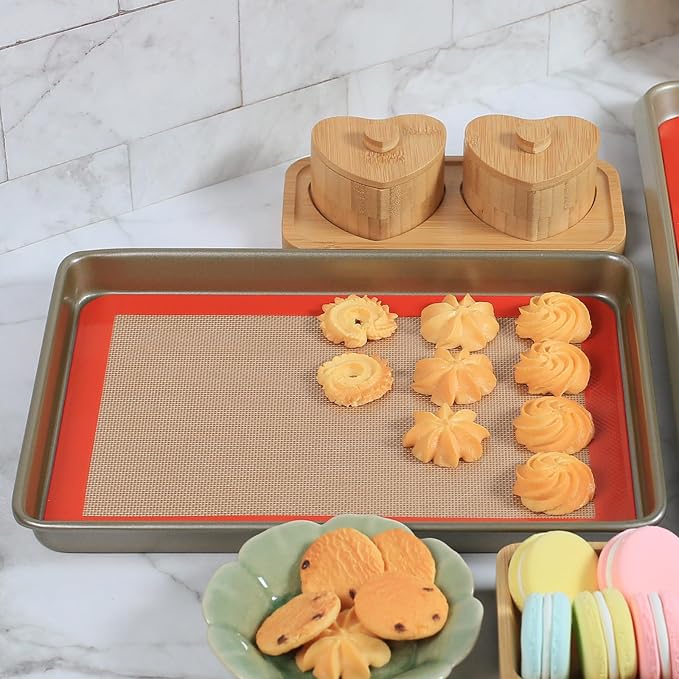 AMYONE Quarter Sheet Silicone Baking Mat, 2 Pcs Non-Stick Silicone Baking Mats Cookie Sheet for 9x13 Baking Pan, Reusable Baking Sheet Liners Compatible with Nordic Ware Naturals Quarter Sheet