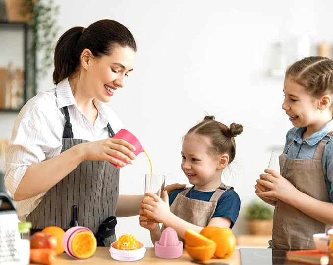 Lechin Hand Juicer, Lemon Squeezer, Two Squeezing Options, Pink | Unique lemon shape, for various fruits, dishwasher-safe, with strainer and container, 480 ml