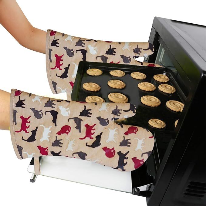 Oven Mitts Gloves 1 Pair Heat Resistant 480 ℉ Non Slip Clear Silicone Printed Comfortable Cotton Lining Kitchen Women Men Cooking Barbecue Microwave Machine Washable (Cat, Khaki Mittens)
