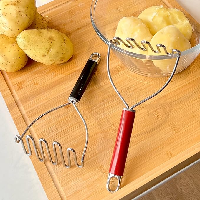 Potato Masher, Mashed Potato Masher Stainless Steel, Sturdy Masher Kitchen Tool for Potatoes, Avocado, Bean, Available for dishwasher - (Red)