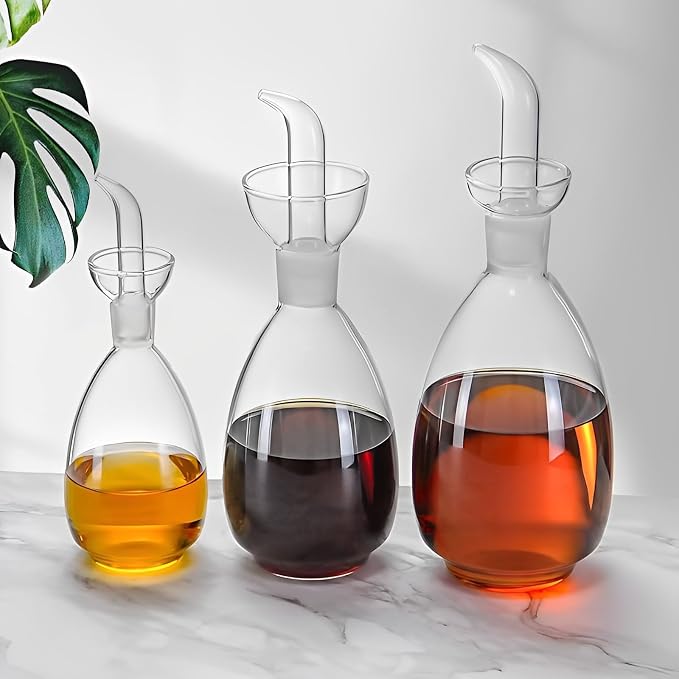 Affogato Glass Oil Bottle with Spout, Olive Oil Dispenser Vinegar Drizzler Pourer Stopper Pot, Soy Sauce Vinegar Cruet Non Drip Heat-Resistant for Cooking Kitchen Restaurant BBQ (10 oz)