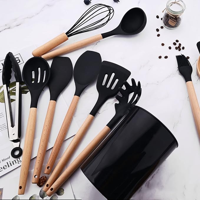 1pcs Black Silicone Deep Soup Ladle, Heat Resistant Large Nonstick Rubber Kitchen Serving Spoon with Wooden Handle for Cooking Sauce/Stews/Gravies/Chili