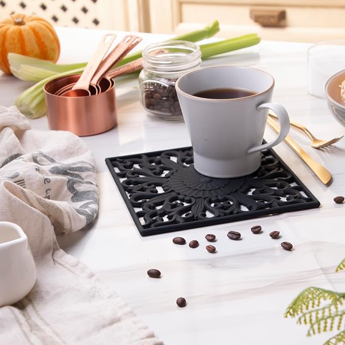 Silicone Trivets for Hot Dishes-Pots&Pans, Multi-Use Carved Trivet Mat, Insulated Silicone Mats, Flexible Square Trivet for Countertop&Tabletop, Silicon Pot Holders Hot Pads Set 3 Black