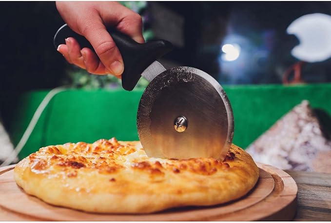 Fantes Deep Dish Pizza Cutter Wheel, Japanese Stainless Steel, 3.75-Inch Blade, The Italian Market Original Since 1906