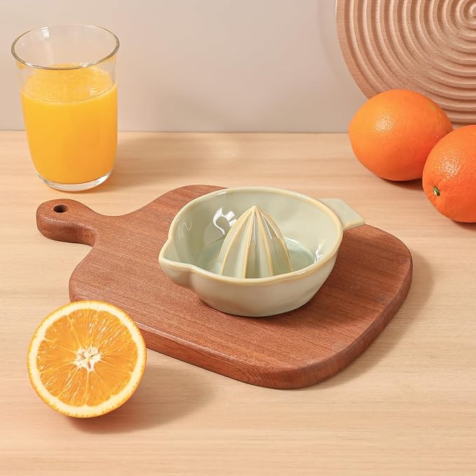Ceramic Lemon Juicer Reamer Manual Citrus Lime Hand Squeezer Bowl with Handle and Pour Spout, Handheld, Easy to Use and Clean