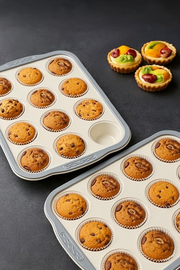 Silicone Muffin Pan 12 Cup, Non Stick Cupcake Baking Mold, Food Grade Heat Resistant Muffin Tray for Oven Baking Cupcakes (Gray)