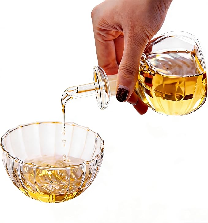 ELETON Round Non-Drip Glass Oil Bottle for Kitchen – 8 oz Dispenser with Pour Spout, Olive Oil Cruet, No Leak Design, Cruet
