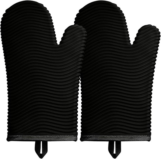 YUTAT Silicone Oven Mitts,Heat Resistant 2PCS Oven Mitts with Soft Polyester Filling,Kitchen Potholder Set - Perfect for BBQ, Baking and Cooking,Black