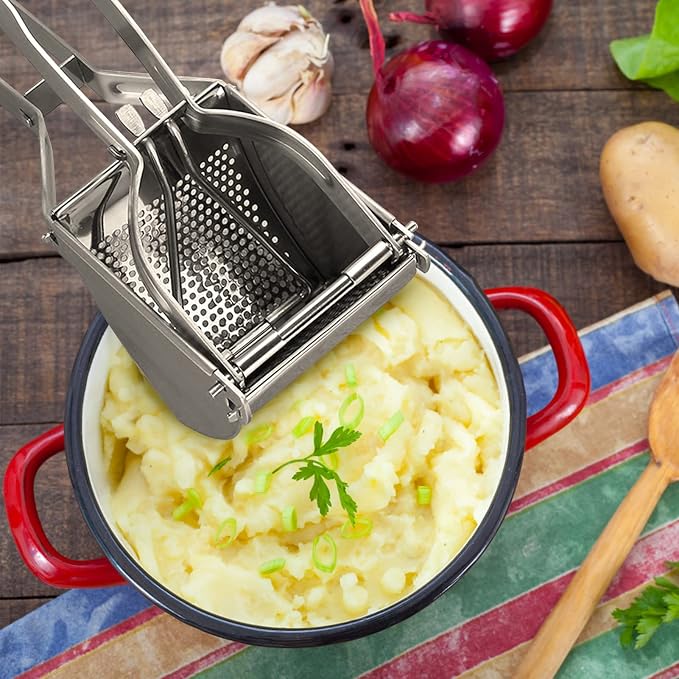 Potato Ricer, Stainless Steel Potato Ricer and Masher Commercial Potato Fruit Meat Press Chopper Mincer Masher Crusher Helper with Ergonomic Comfort Grip for Home Kitchen, 11.02 x 3.15 x 4.13inch