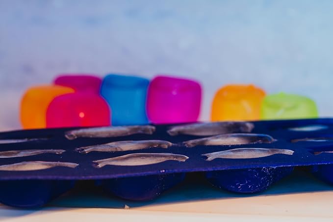 BarCraft KCBCICEPENG Silicone Ice Cube Tray with Novelty Penguin Moulds, Blue, 26 x 12cm