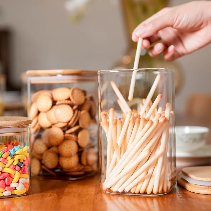 Liuruiyu 6 Pack Glass Food Storage Jars 37 oz,Glass Storage Containers Clear Glass Food Canister with Bamboo Lid Airtight For Serving Tea, Coffee, Flour, Sugar, Candy, Cookie, Spice and More (Square)