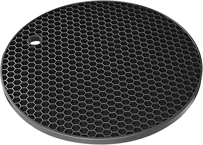 Silicone Non-Slip, Heat Resistant & Water-Trapping Trivet Mats for Hot Pots & Pans & Dishes & Cookware, Multipurpose Kitchen Table Coaster, 7.1 Inch, Black