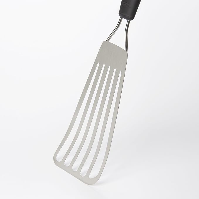 OXO Good Grips Stainless Steel Fish Turner and OXO Good Grips Bent Icing Spatula Bundle