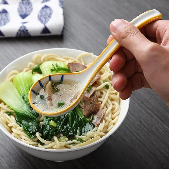 Ceramic Soup Spoons Set of 4 Porcelain Japanese Soup Spoon Long Handle Asian Soup Spoon Sets for Pho Ramen Noodles Wonton Dumpling Rice (Model 1#)