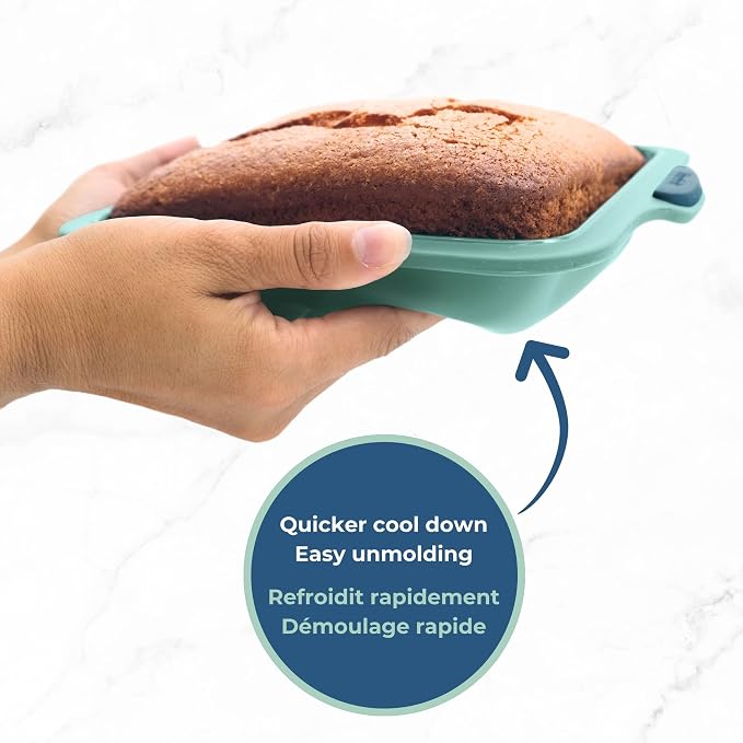 Starfrit Silicone Bakeware 8" (20cm) Square Cake Pan with Integrated Metal Frame - BPA-Free Premium Silicone - Heat Resistant - Ergonomic Handles - Easy Release - Oven & Dishwasher Safe - Green