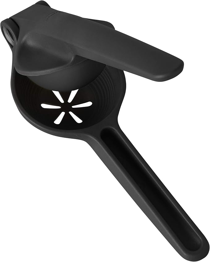 Rabbit R4-10801 Manual Citrus Press Cocktail Juicer (Black)