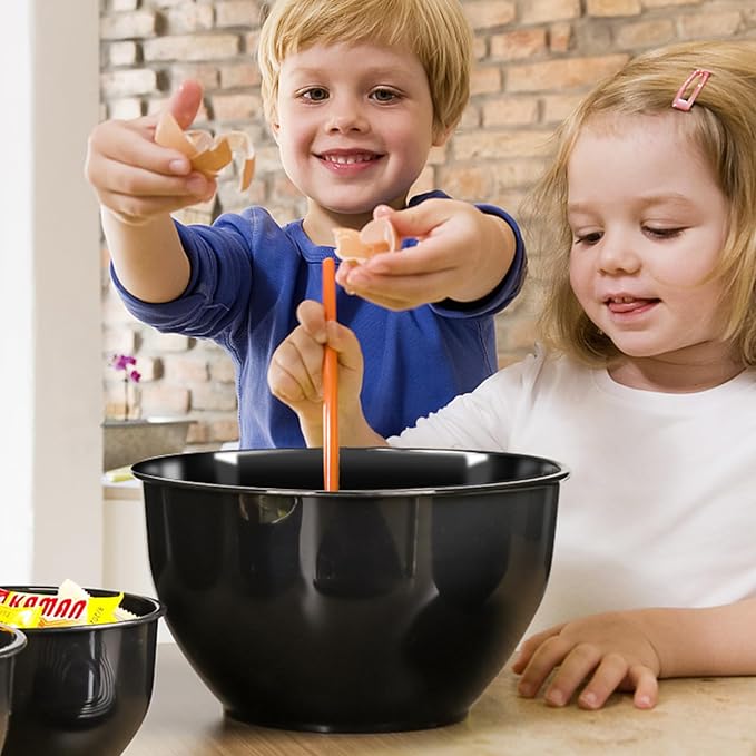 Greentainer Plastic Mixing Bowls with Lids Set for Kitchen, 5 Set Nesting Bowls for Mixing, Baking, Prepping, Cooking and Serving Food, Mixing Bowls Dishwasher, Microwave Safe