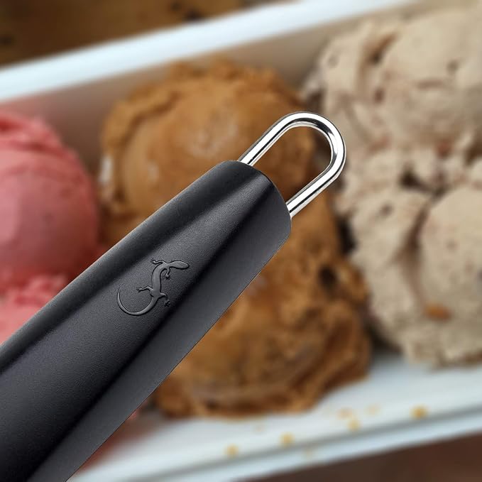 Lurch Germany Tango Ice Cream Scoop Scraper Stainless Steel 8.2 x 2.3 Inches / 3 x 6 x 22 cm - Black
