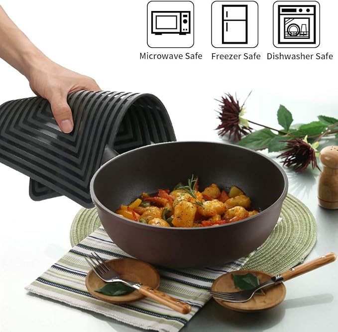 LogHog Large Silicone Trivet Mats for Hot Dishes/Pans, Heat Resistant Pot Holder, 9"x12" Non Slip Flexible Durable Pot Coaster Kitchen Table Mats Set of 2 (Black)