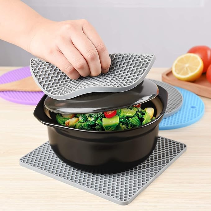 Silicone Trivet Pot Mat, Silicone Pot Holders for Hot Pan and Pot Pads. Heat Resistant Counter Mats for Tables Placemats,Countertops, Spoon Rest and Large Coasters,4 Pack Gray(2 Squared + 2 Round)