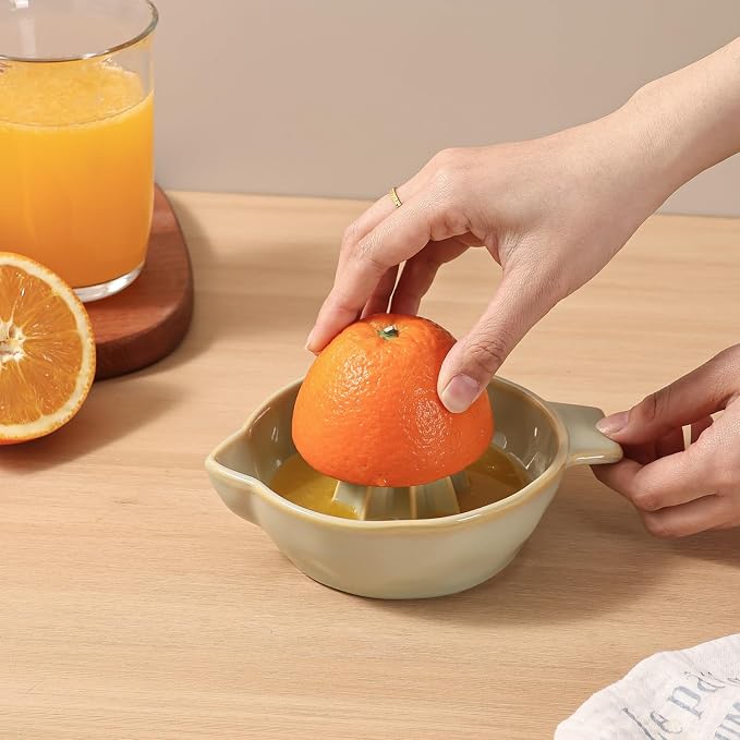 Ceramic Lemon Juicer Reamer Manual Citrus Lime Hand Squeezer Bowl with Handle and Pour Spout, Handheld, Easy to Use and Clean