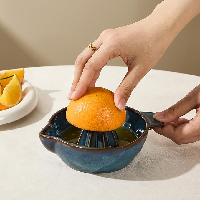 Ceramic Lemon Juicer Reamer Manual Citrus Lime Hand Squeezer Bowl with Handle and Pour Spout, Handheld, Easy to Use and Clean