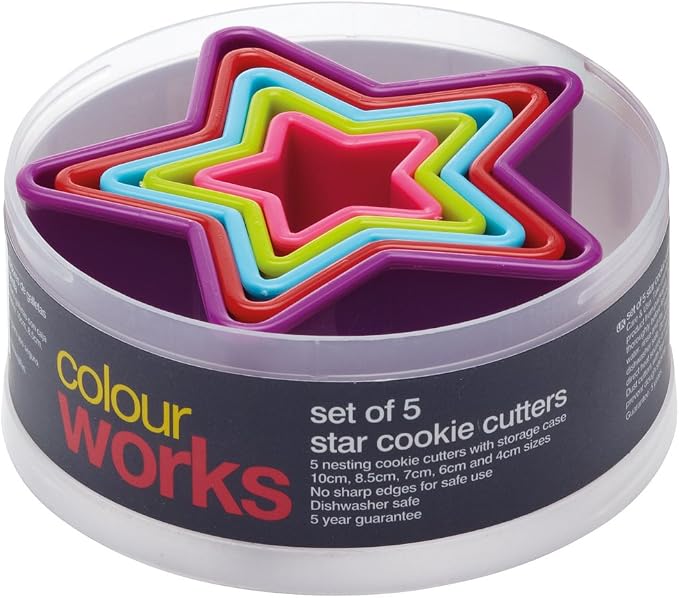 Colourworks CWCUTSTAR KitchenCraft Set of 5 Plastic Star Shaped Cookie Cutters