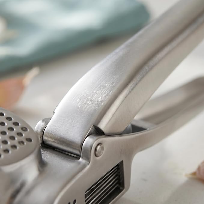 Stainless Steel Garlic Press Rocker - Professional Grade 304 Garlic Crusher & Mincer with Silicone Peeler and Cleaning Brush, Ergonomic Wide Handle, Dishwasher Safe Kitchen Gadget