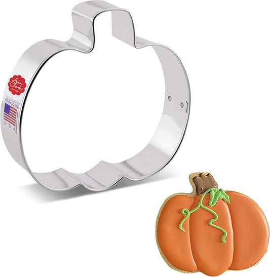 Ann Clark Jack-O-Lantern Pumpkin Cookie Cutter, Large 4” Made in USA | Celebrate Autumn, Halloween, and Harvest time, Perfect Size and Shape, from America's Largest Cookie Cutter Maker