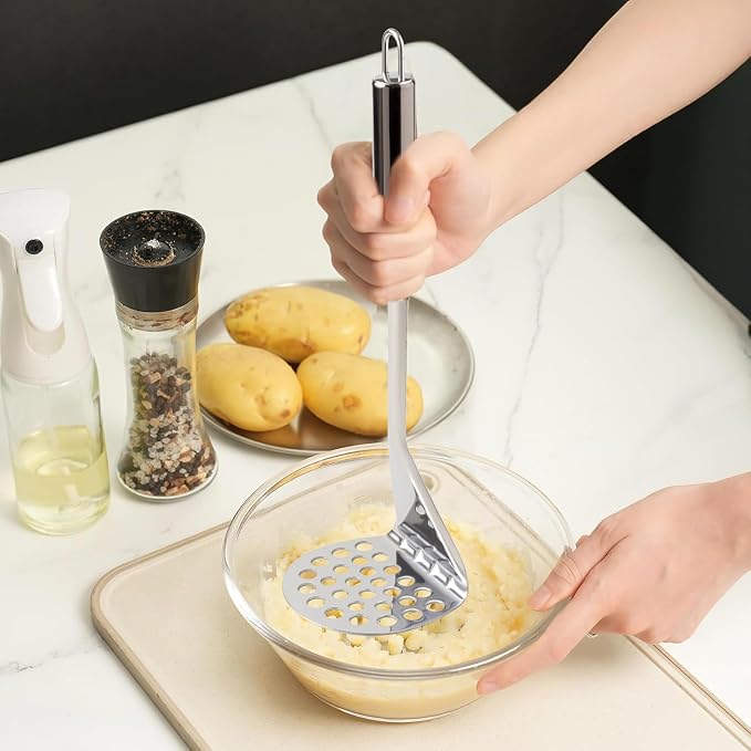 IPEA Professional Stainless Steel Potato Masher for Mashing Potatoes, Vegetables and Fruits - Slim Design - Ergonimic Handle - Manual Tool for Mashed Potatoes and Vegetable and Food Press