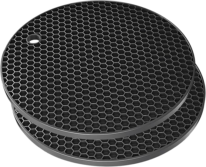 Silicone Non-Slip, Heat Resistant & Water-Trapping Trivet Mats for Water Glasses & Teacup & Coffee Cup & Dishes & Cookware, Multipurpose Kitchen Table Coaster, 5.5-Inch, 2 Pcs, Black